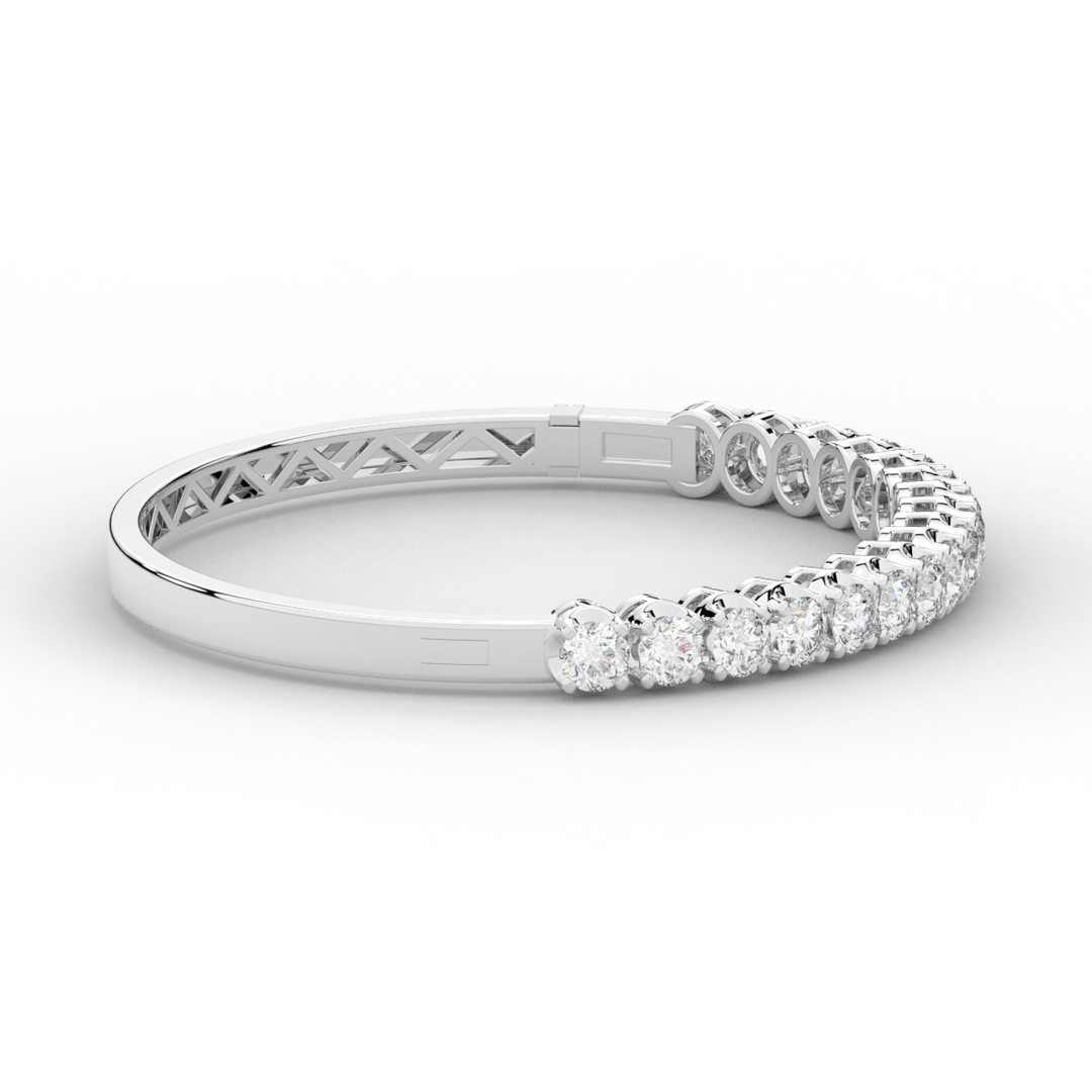 5.00CT.TW ROUND LAB DIAMOND BANGLE