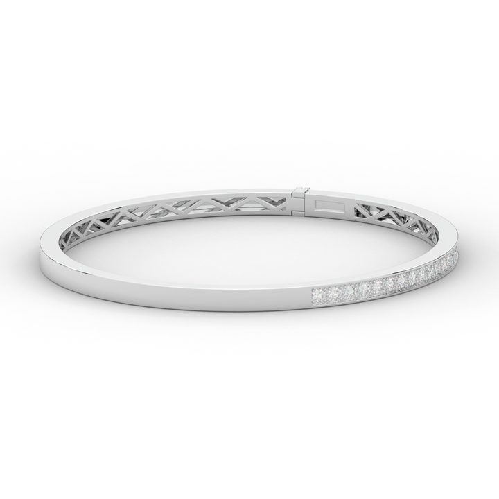 0.90CT.TW ROUND LAB DIAMOND BANGLE