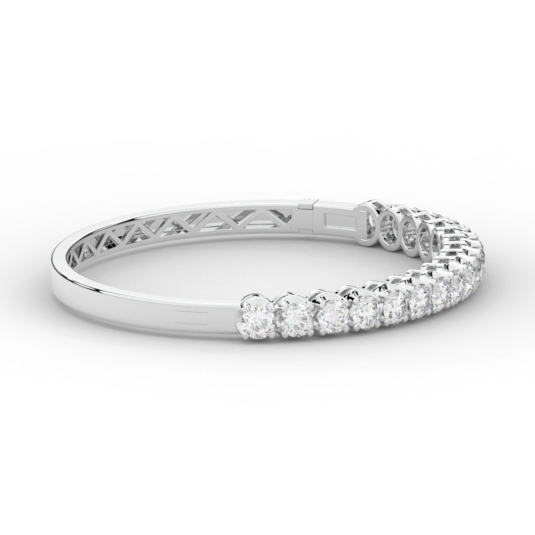 5.00CT.TW ROUND LAB DIAMOND BANGLE