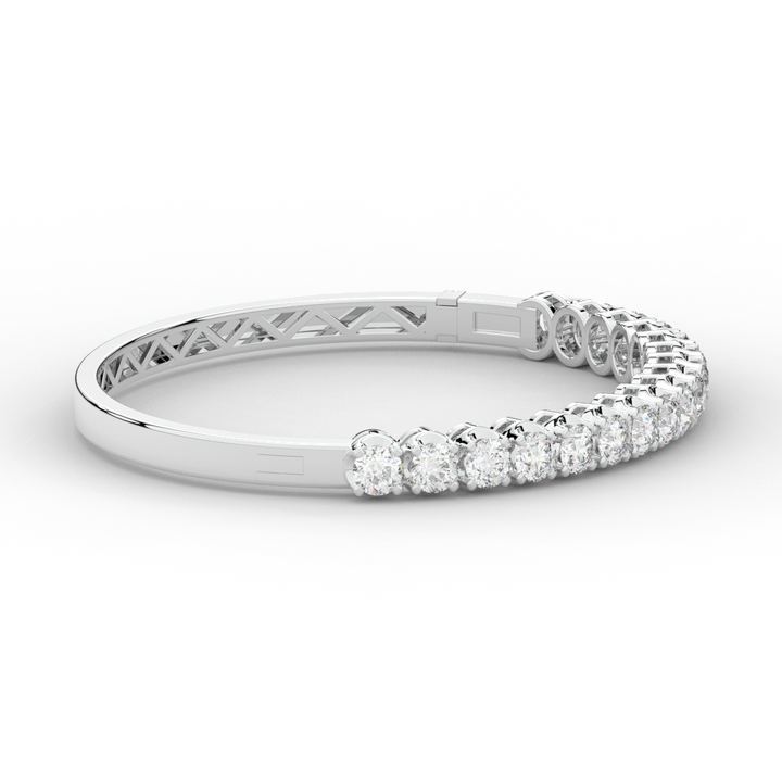 5.00CT.TW ROUND LAB DIAMOND BANGLE