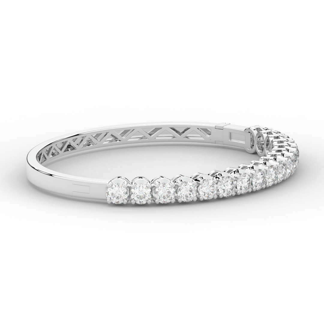 5.00CT.TW ROUND LAB DIAMOND BANGLE