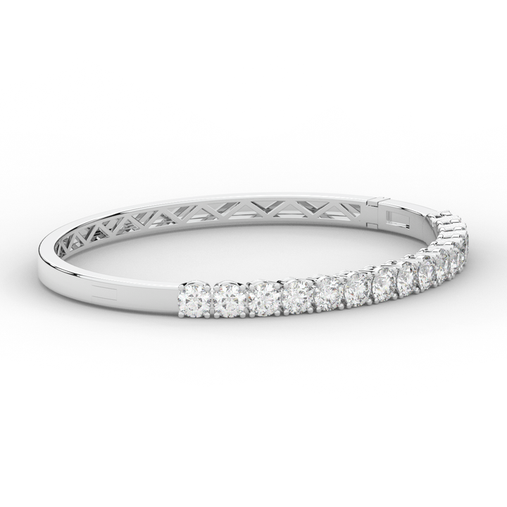 4.70CT.TW ROUND LAB DIAMOND BANGLE