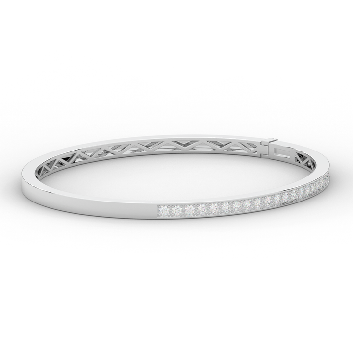 0.90CT.TW ROUND LAB DIAMOND BANGLE