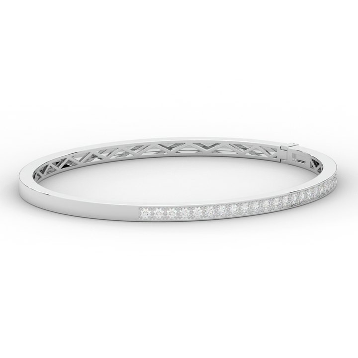 0.90CT.TW ROUND LAB DIAMOND BANGLE