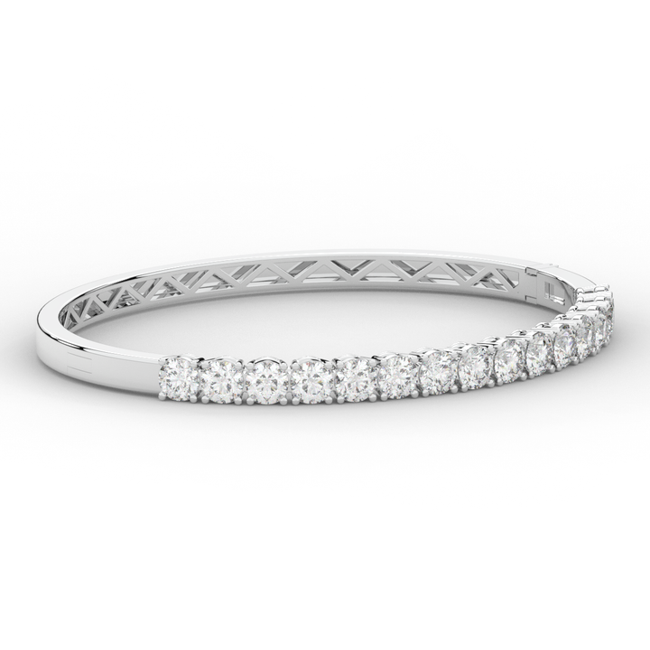 4.70CT.TW ROUND LAB DIAMOND BANGLE