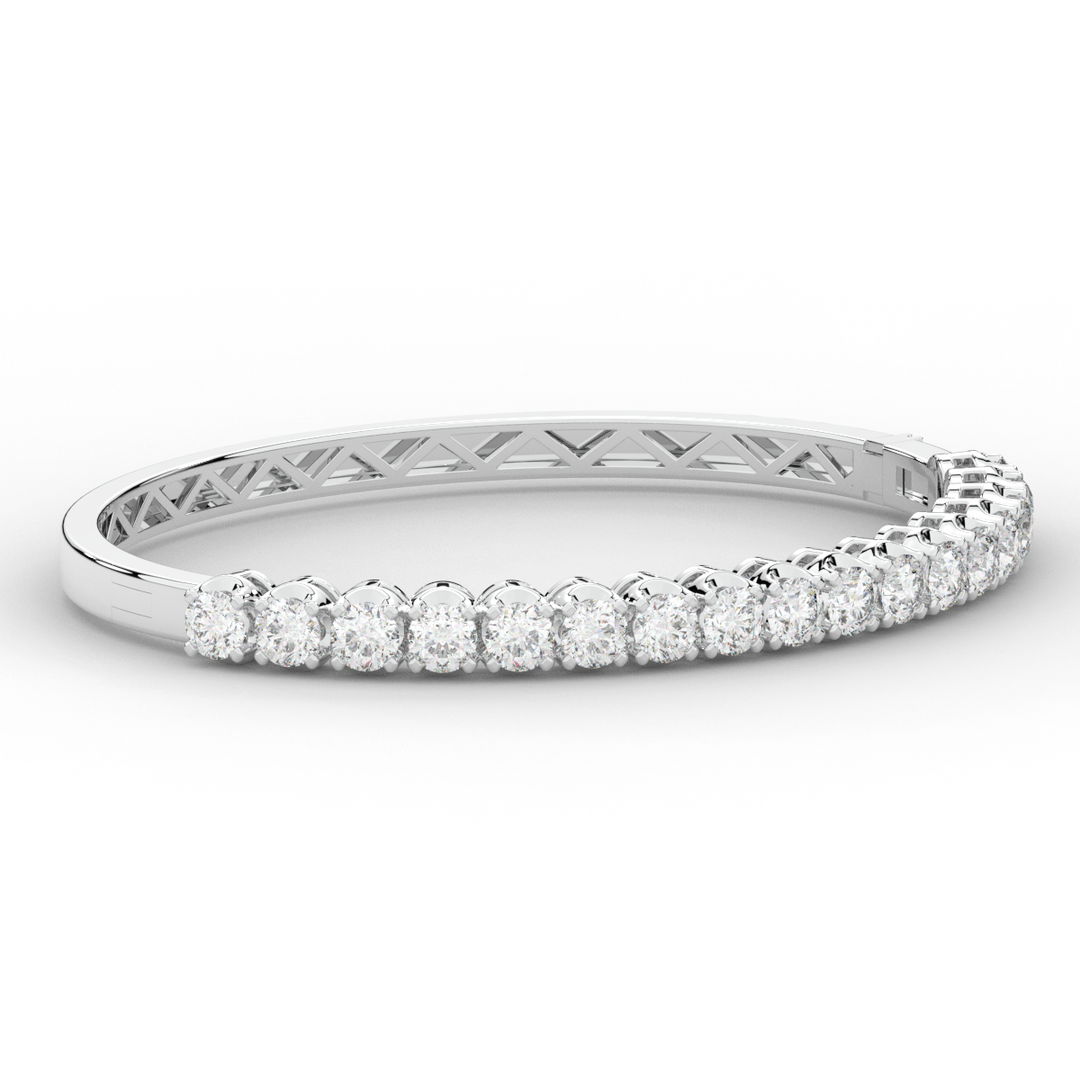 5.00CT.TW ROUND LAB DIAMOND BANGLE