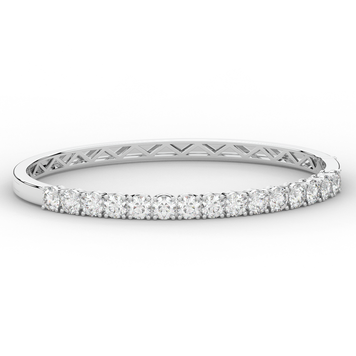 4.70CT.TW ROUND LAB DIAMOND BANGLE