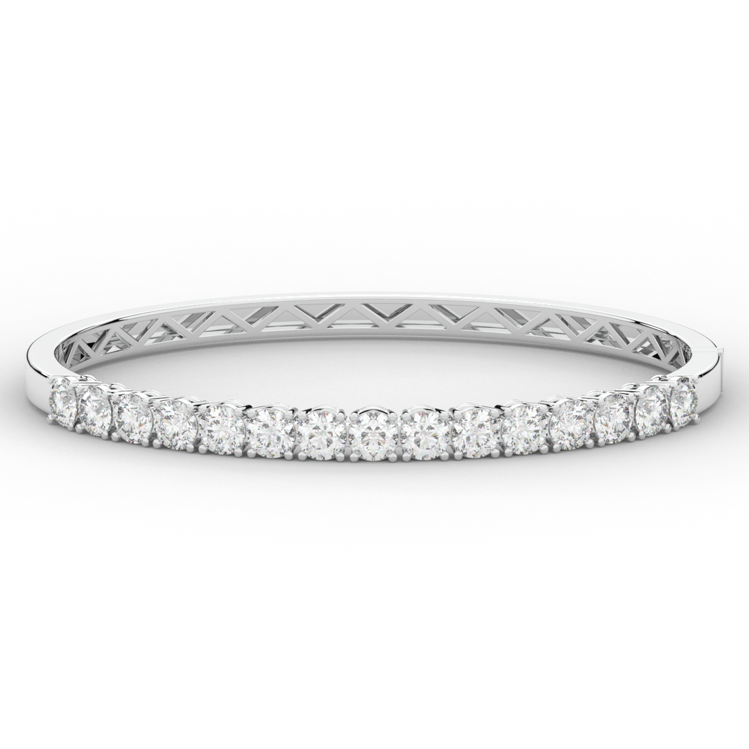 4.70CT.TW ROUND LAB DIAMOND BANGLE