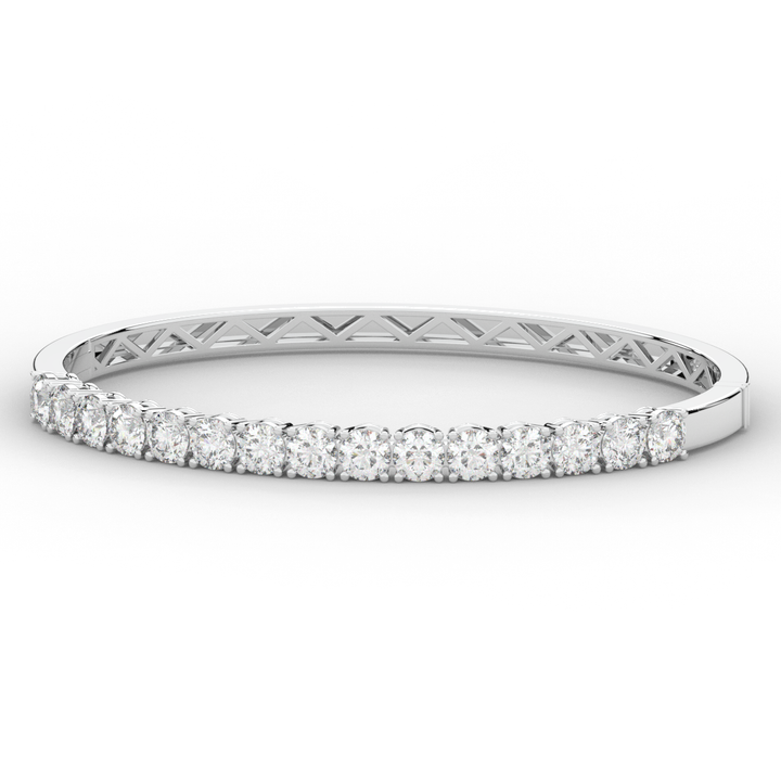 4.70CT.TW ROUND LAB DIAMOND BANGLE