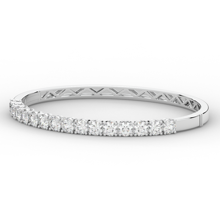 4.70CT.TW ROUND LAB DIAMOND BANGLE