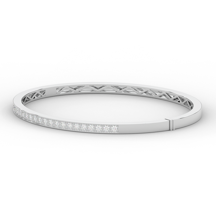 0.90CT.TW ROUND LAB DIAMOND BANGLE