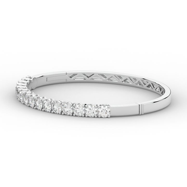 4.70CT.TW ROUND LAB DIAMOND BANGLE