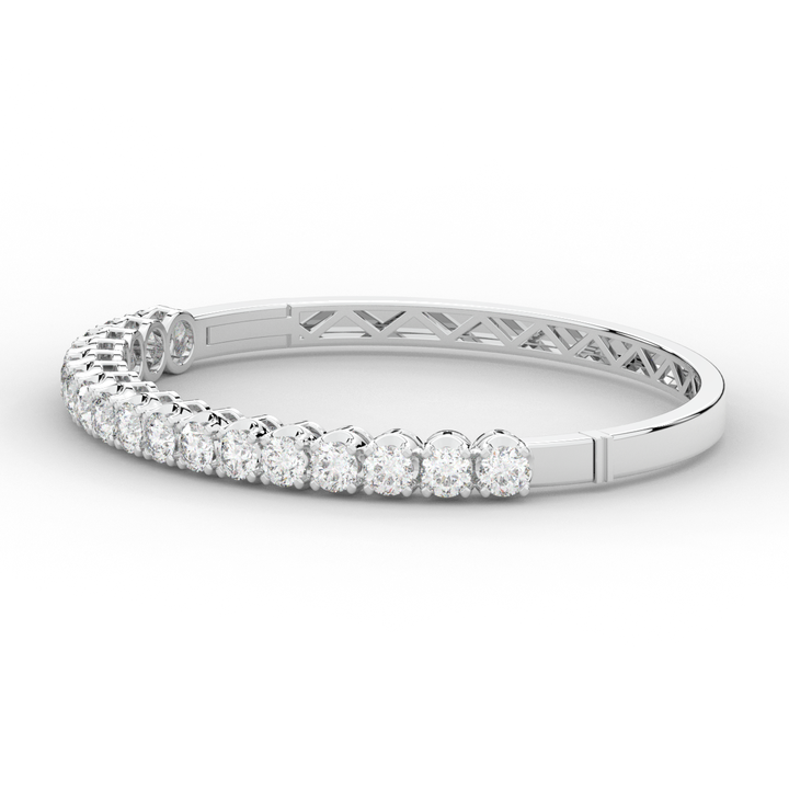 5.00CT.TW ROUND LAB DIAMOND BANGLE