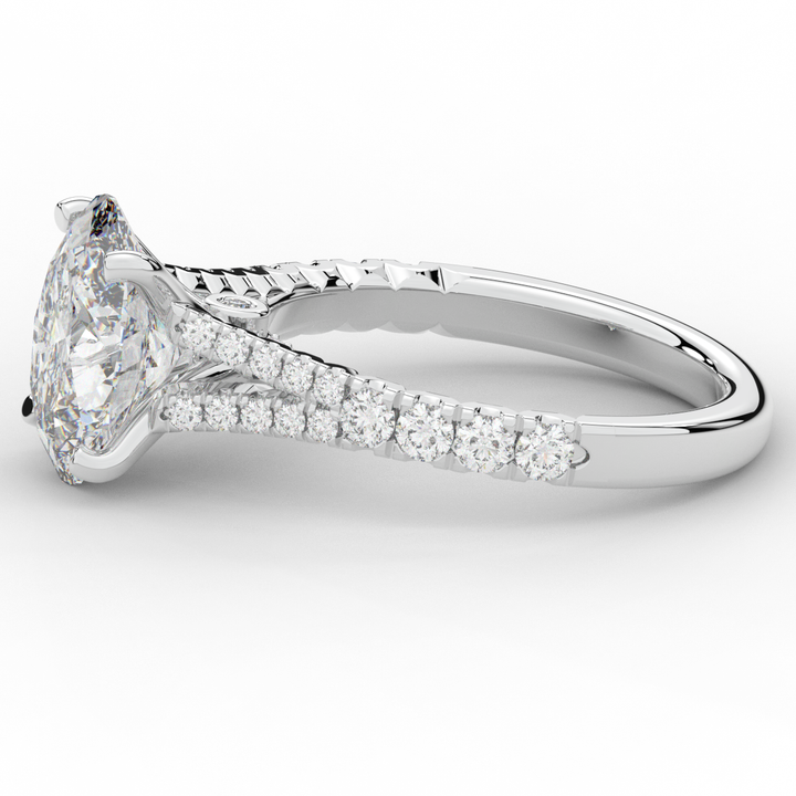 3.45CT.TW OVAL LAB DIAMOND ENGAGEMENT RING