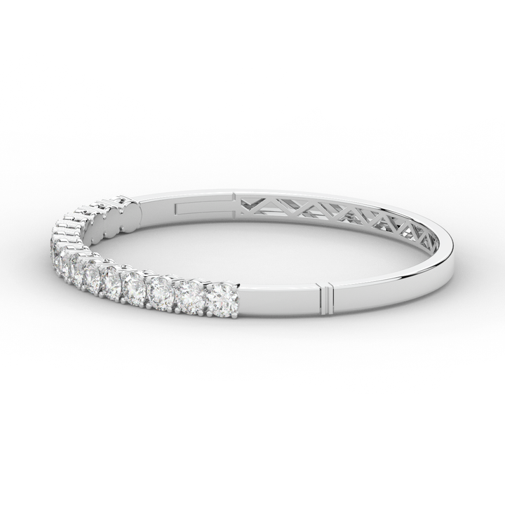 4.70CT.TW ROUND LAB DIAMOND BANGLE