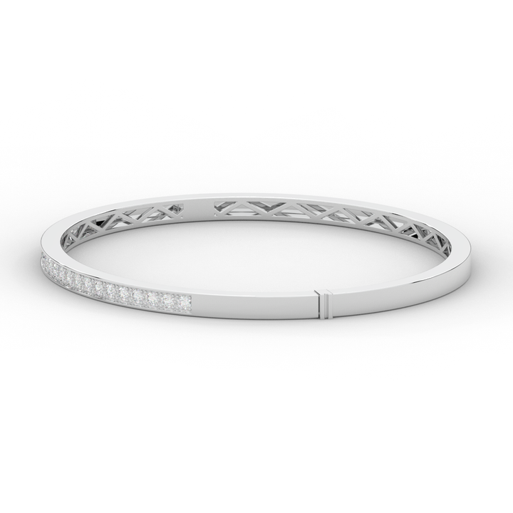 0.90CT.TW ROUND LAB DIAMOND BANGLE