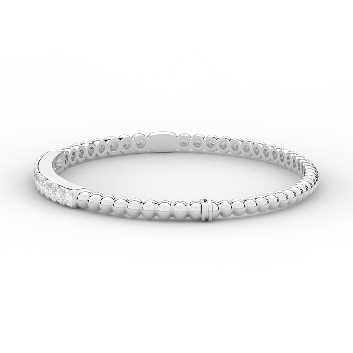 1.10CT.TW ROUND LAB DIAMOND BANGLE