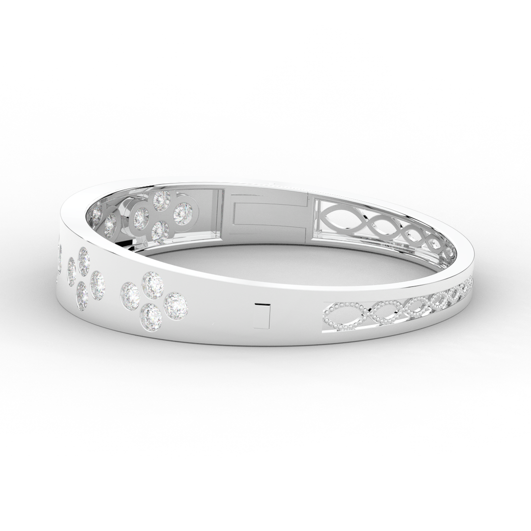 4.10CT.TW ROUND LAB DIAMOND BEZEL SET BANGLE