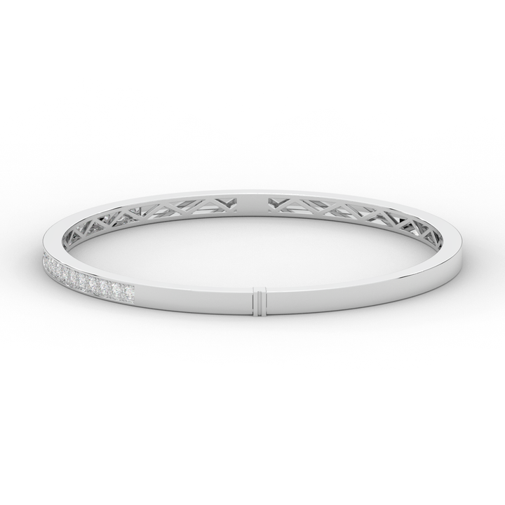 0.90CT.TW ROUND LAB DIAMOND BANGLE