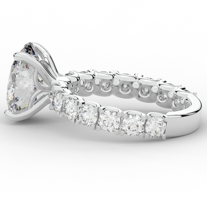 4.35CT.TW OVAL LAB DIAMOND ENGAGEMENT RING