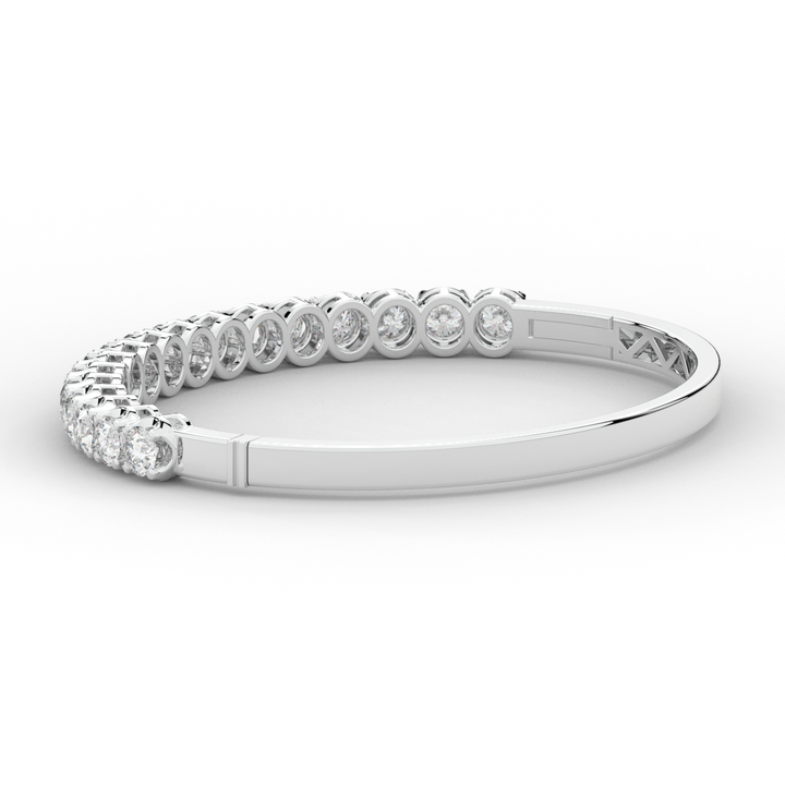 5.00CT.TW ROUND LAB DIAMOND BANGLE