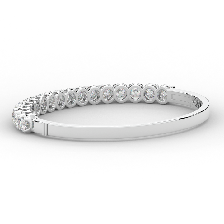 5.00CT.TW ROUND LAB DIAMOND BANGLE