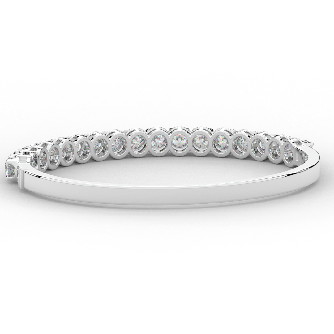 5.00CT.TW ROUND LAB DIAMOND BANGLE