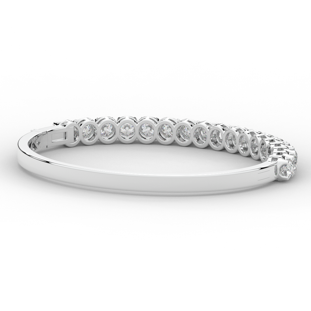 5.00CT.TW ROUND LAB DIAMOND BANGLE