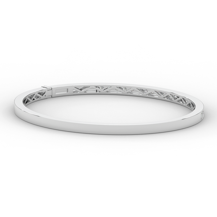 0.90CT.TW ROUND LAB DIAMOND BANGLE