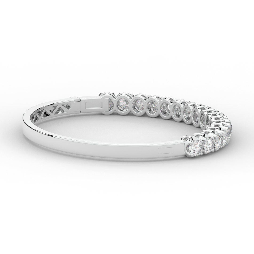 5.00CT.TW ROUND LAB DIAMOND BANGLE