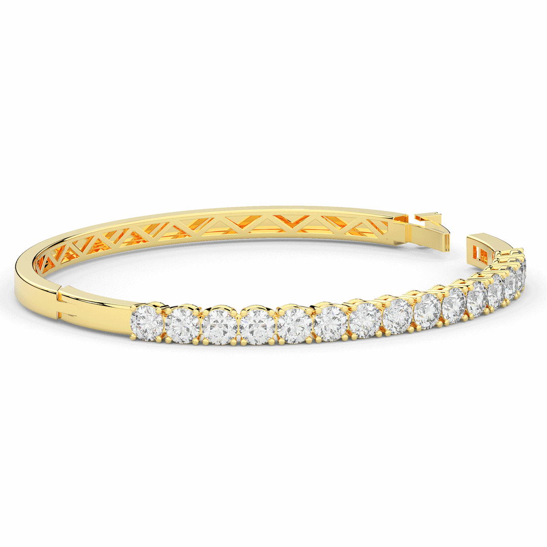 4.70CT.TW ROUND LAB DIAMOND BANGLE