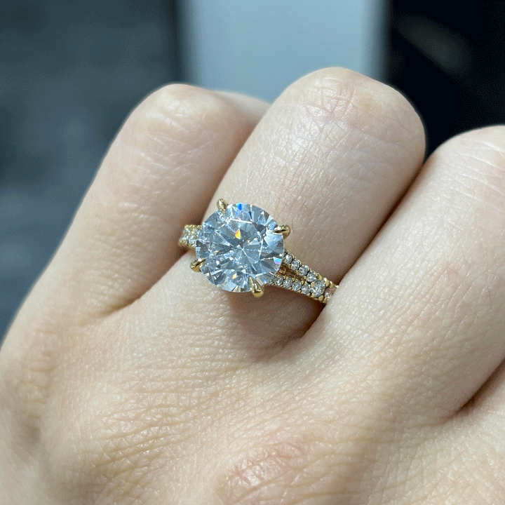 2.45CT.TW ROUND LAB DIAMOND ENGAGEMENT RING