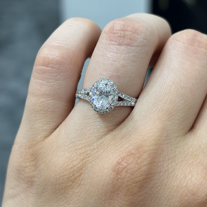 1.60CT.TW OVAL LAB DIAMOND ENGAGEMENT RING